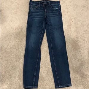American Eagle dark wash skinny jeans